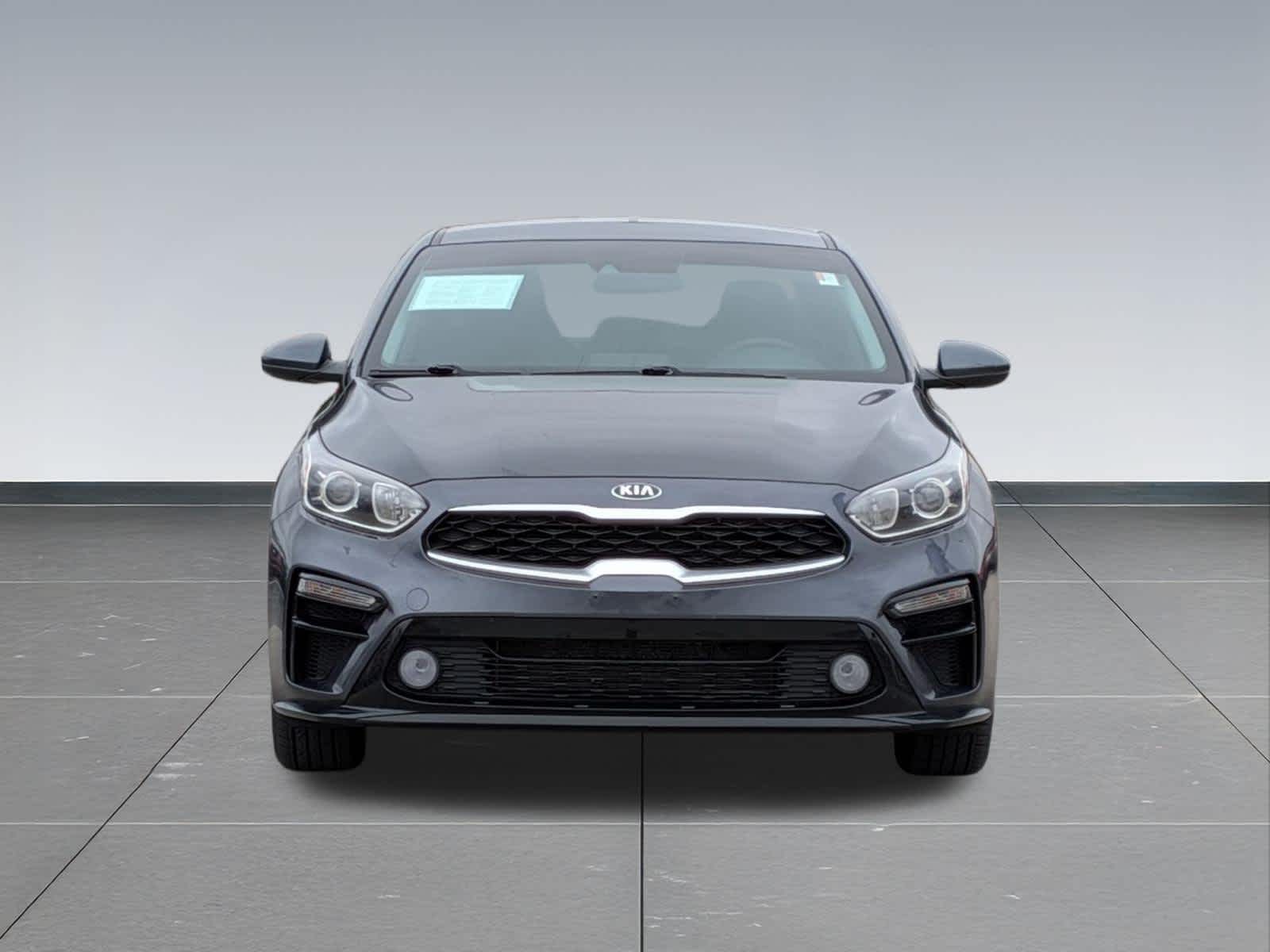 Thumbnail: 2020 Kia Forte - 8