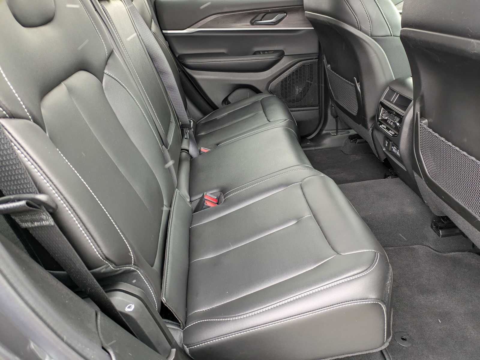 Thumbnail: 2025 Jeep Grand Cherokee - 18