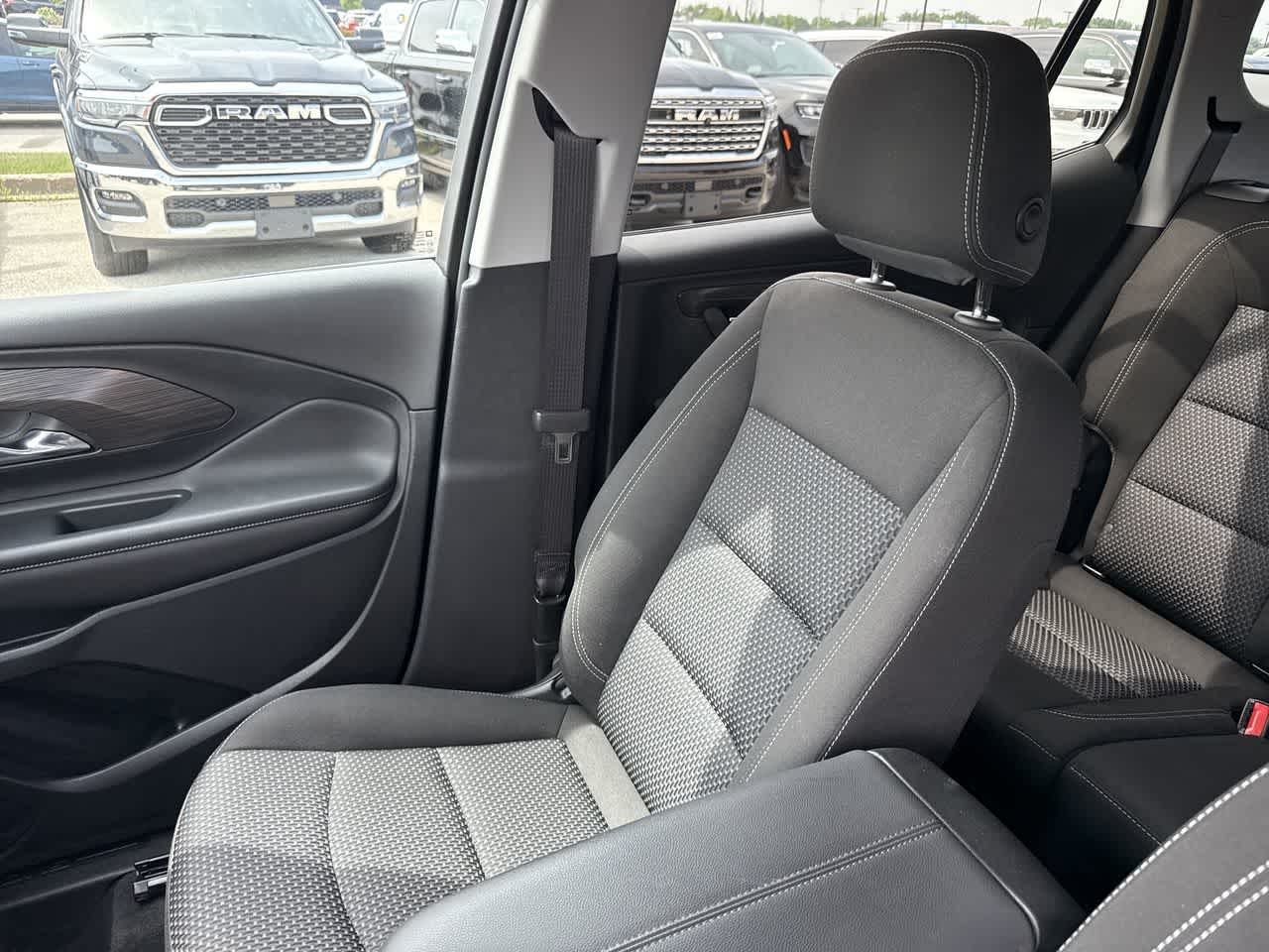 Thumbnail: 2023 GMC Terrain - 26