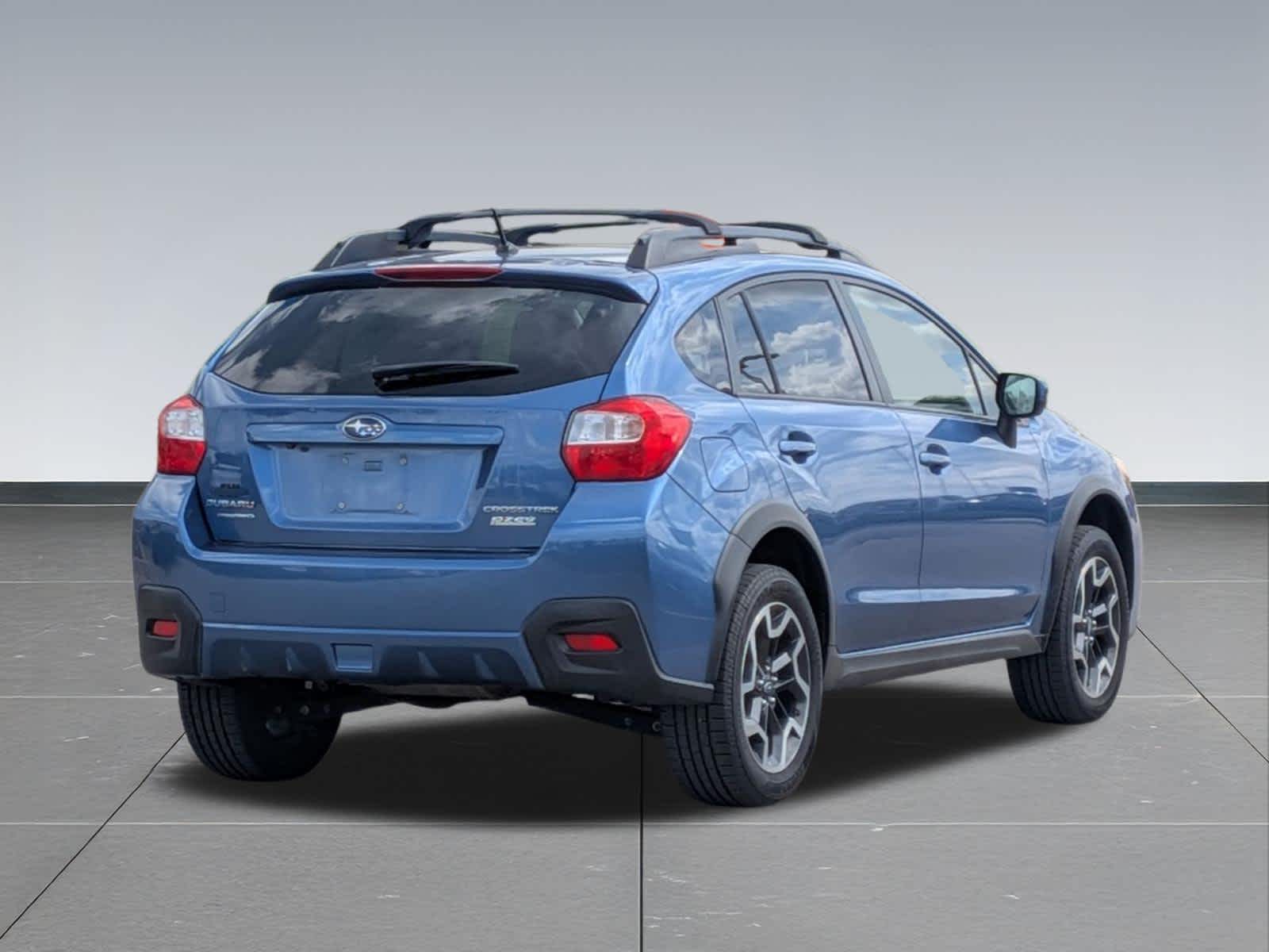Thumbnail: 2016 Subaru Crosstrek - 6