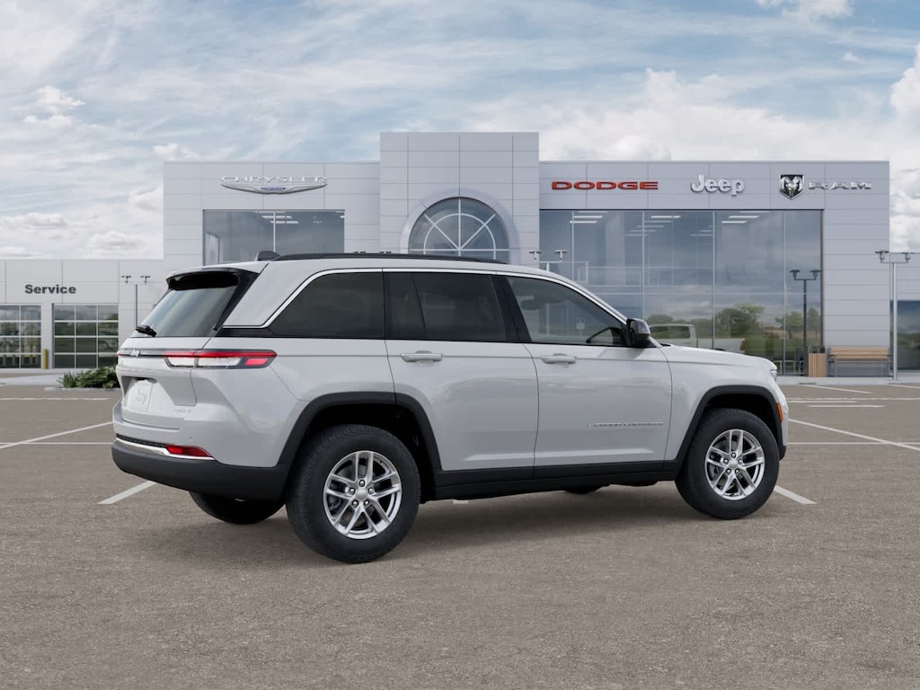 New 2025 Jeep Grand Cherokee Laredo X Sport Utility