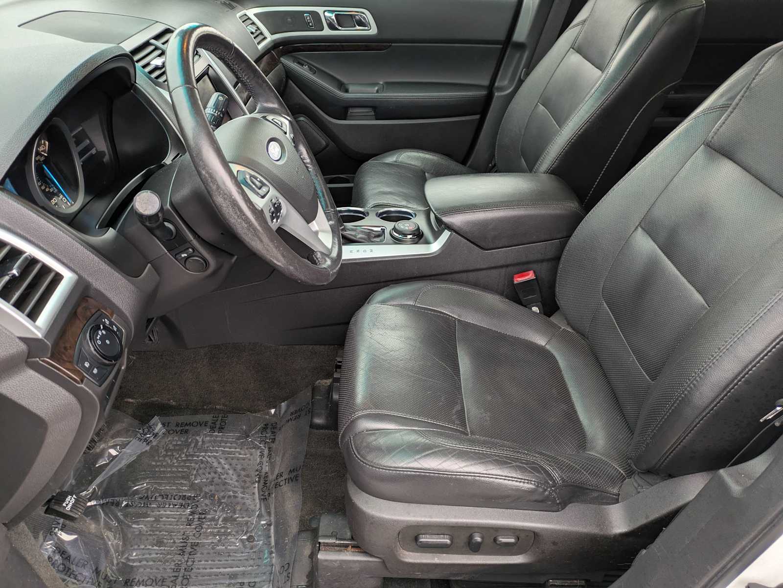 Thumbnail: 2014 Ford Explorer - 15