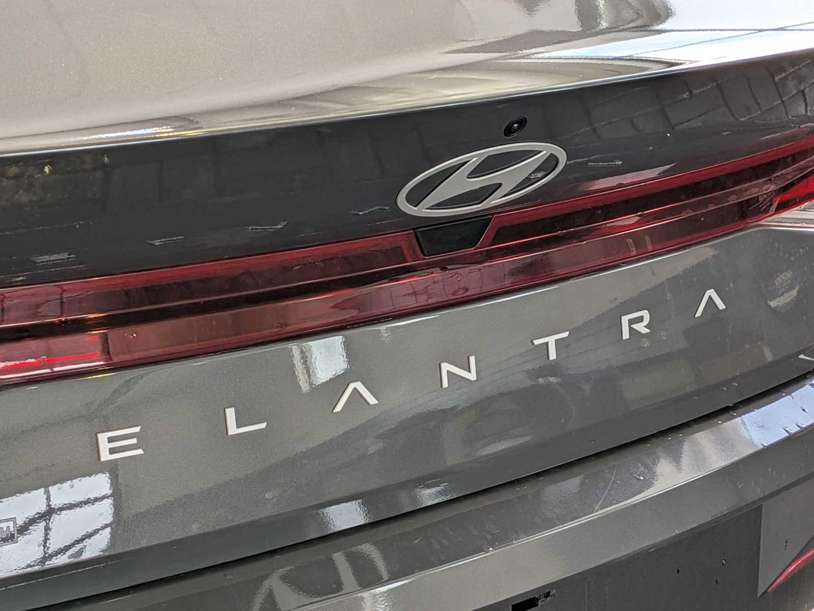 Thumbnail: 2024 Hyundai Elantra - 11