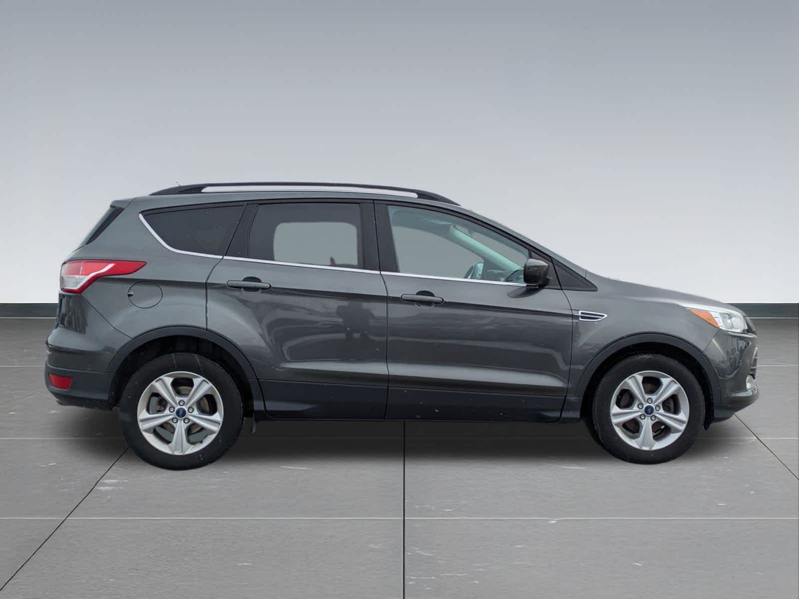 Thumbnail: 2016 Ford Escape - 7