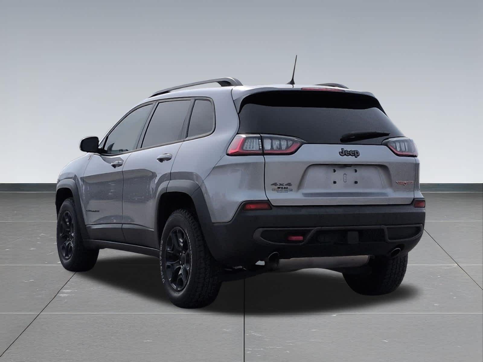 Thumbnail: 2021 Jeep Cherokee - 4