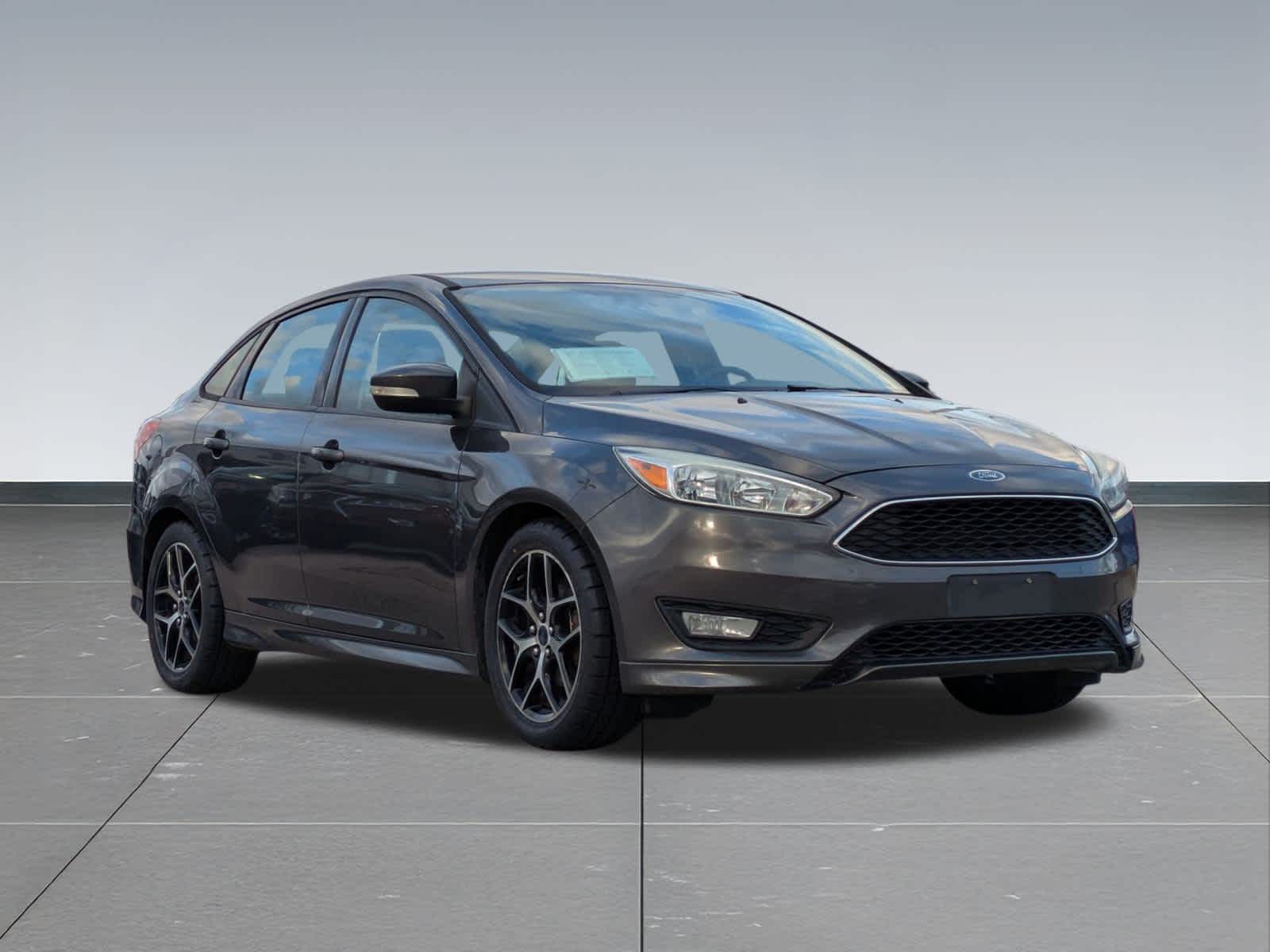 Thumbnail: 2015 Ford Focus - 8