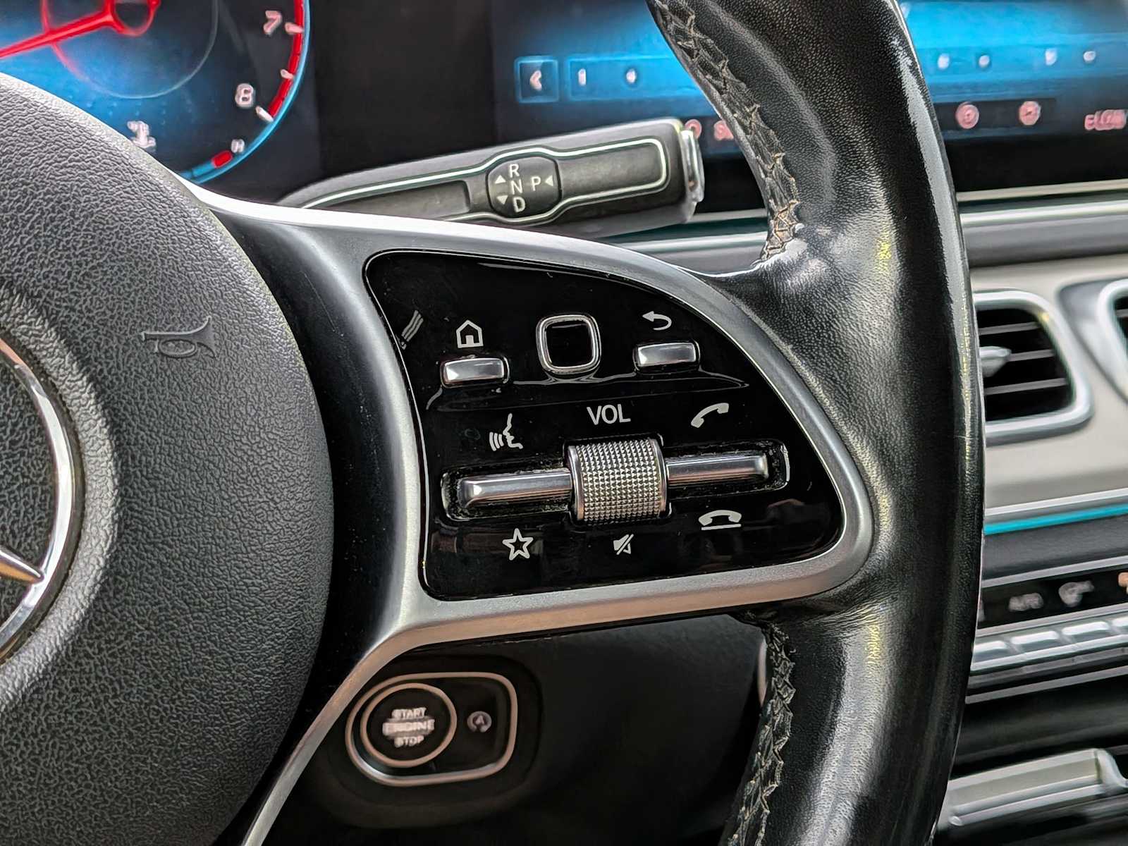 Thumbnail: 2020 Mercedes-Benz GLE - 23