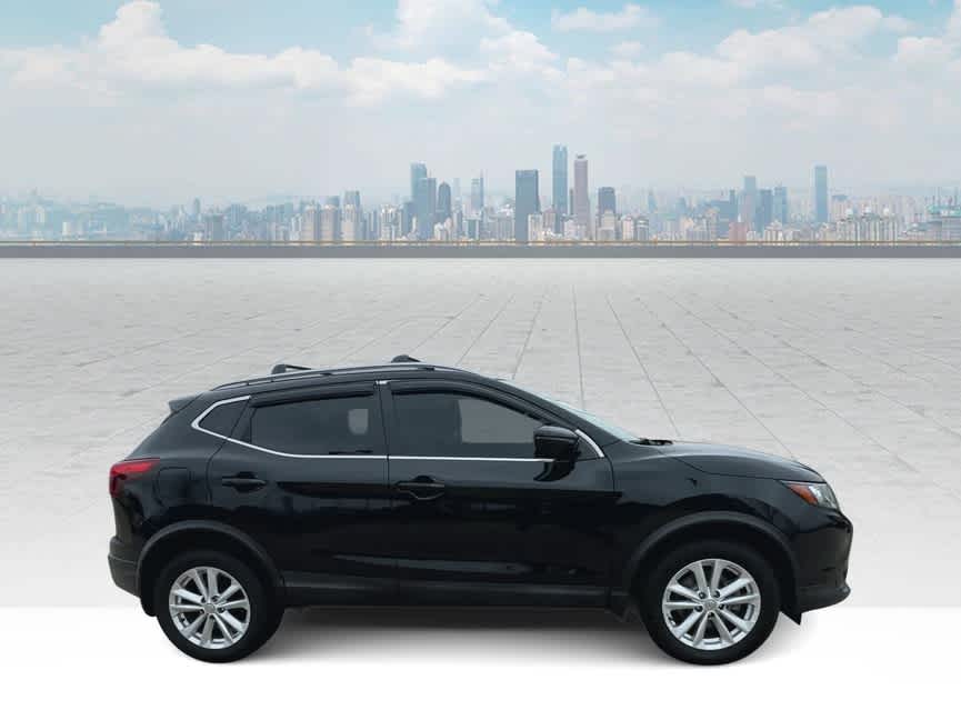 2017 Nissan Rogue Sport SV 9
