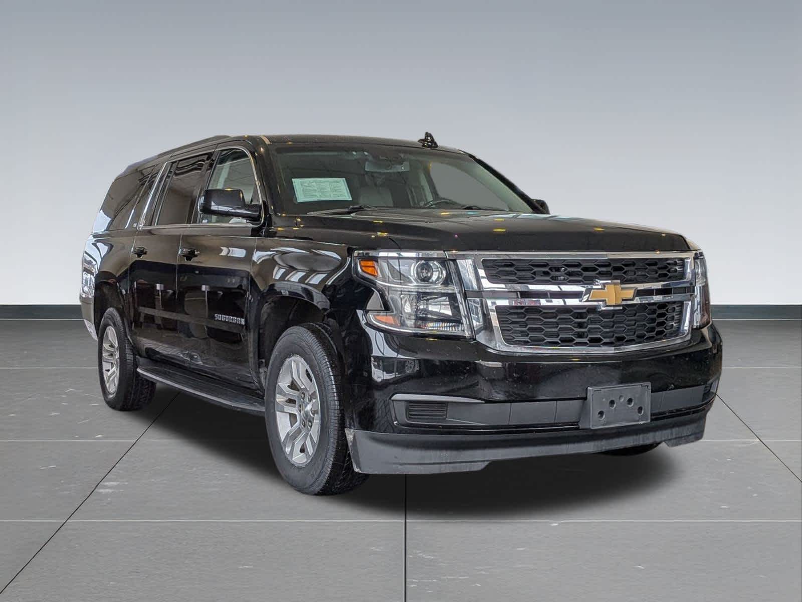 Thumbnail: 2018 Chevrolet Suburban - 8