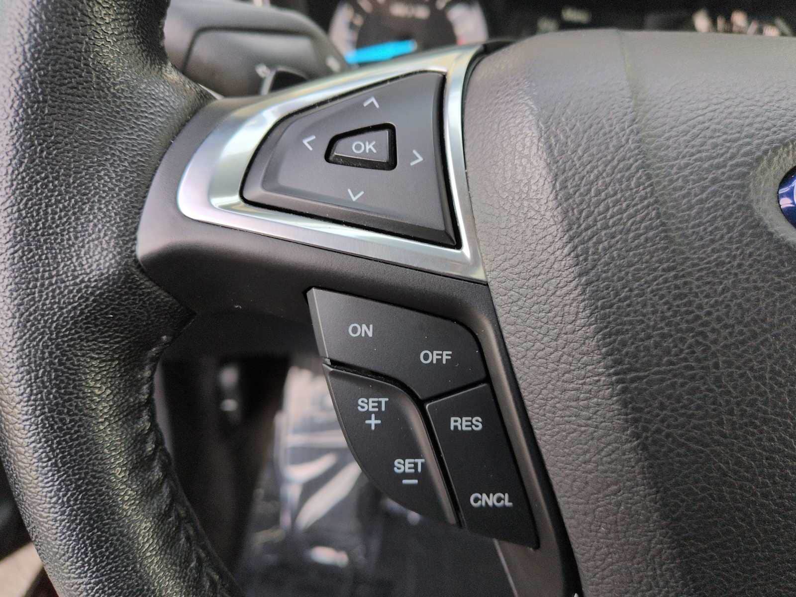 Thumbnail: 2017 Ford Fusion - 24