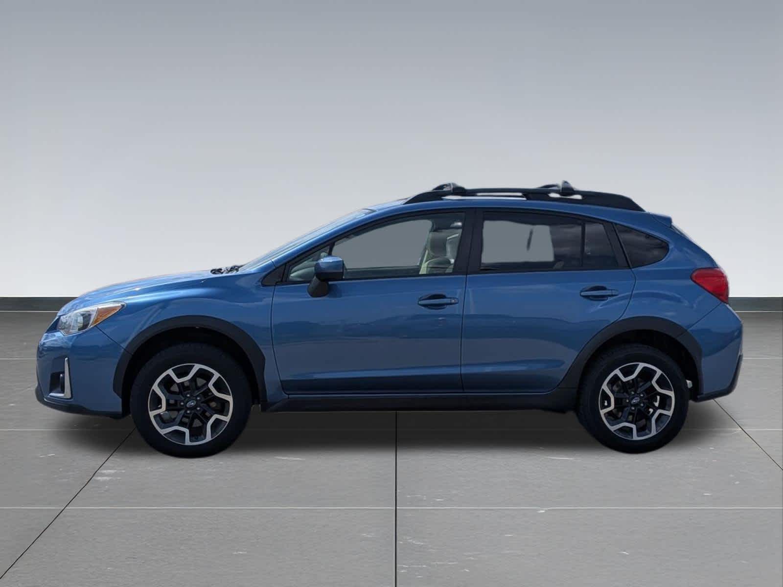 Thumbnail: 2016 Subaru Crosstrek - 2