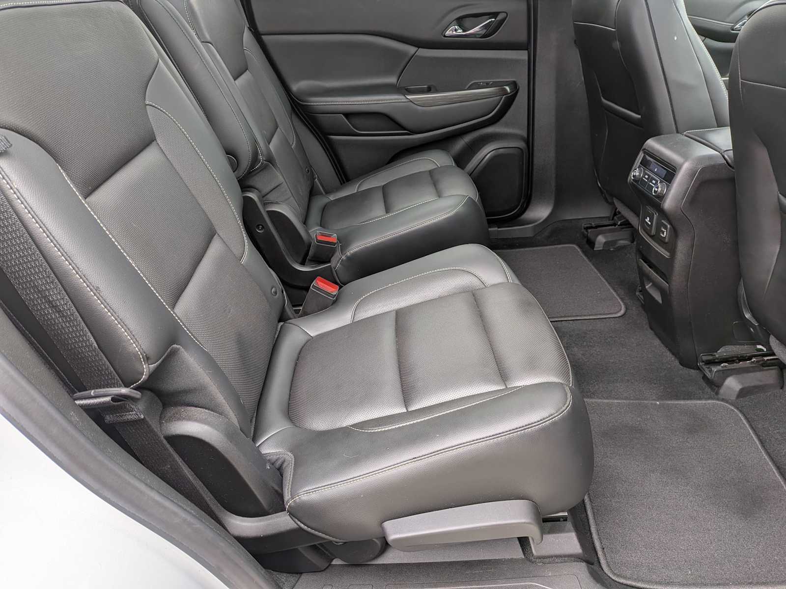 Thumbnail: 2019 GMC Acadia - 19