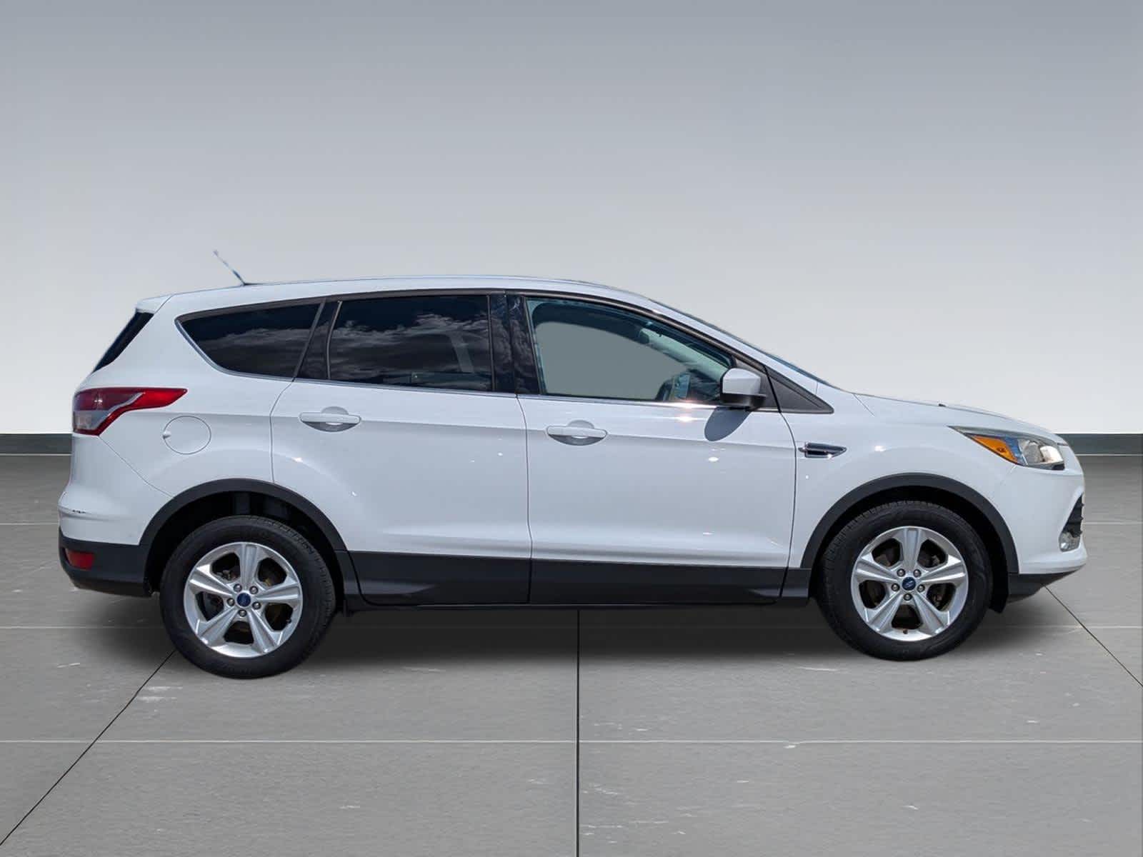 Thumbnail: 2015 Ford Escape - 7