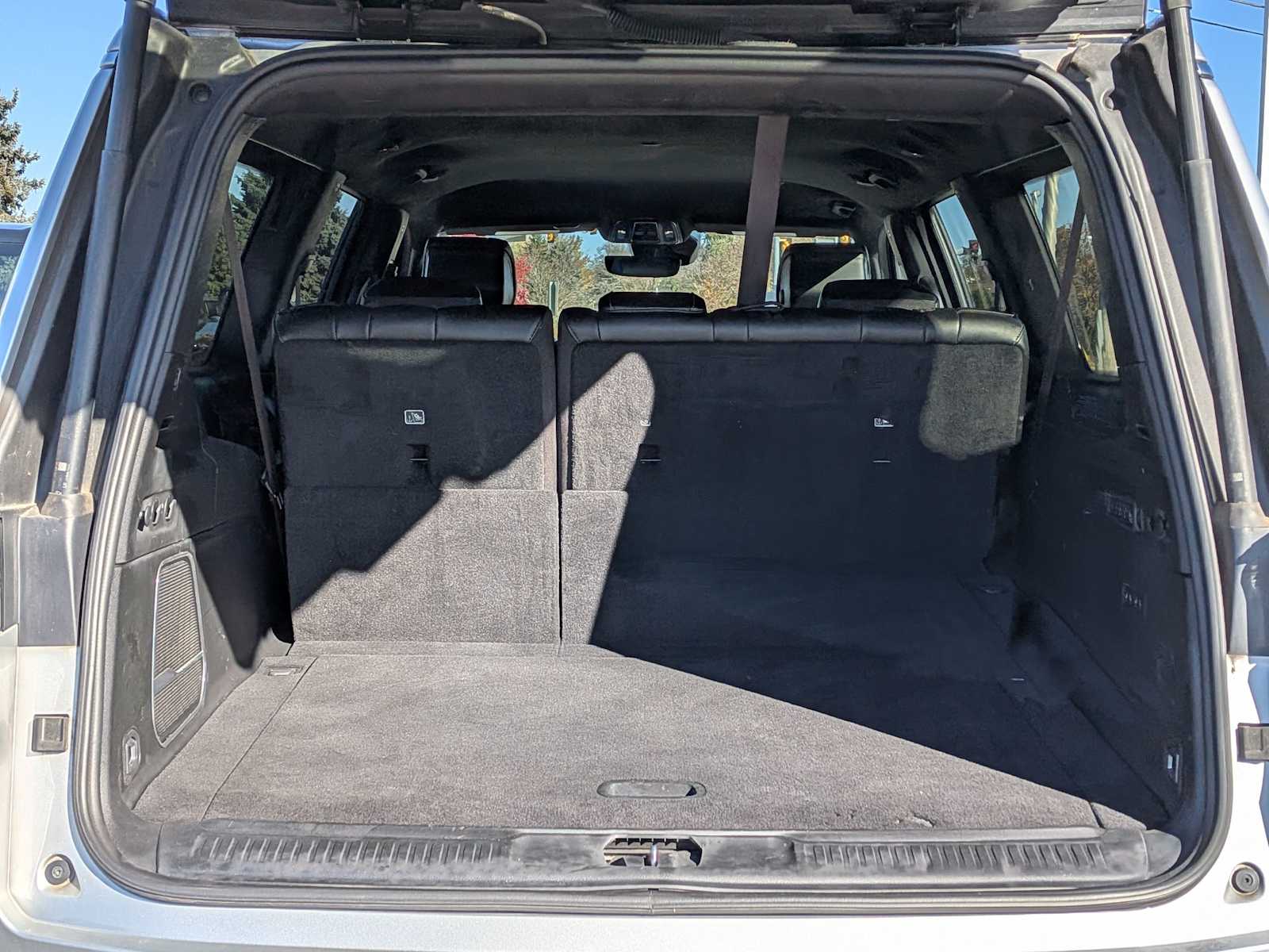 Thumbnail: 2023 Jeep Wagoneer - 33