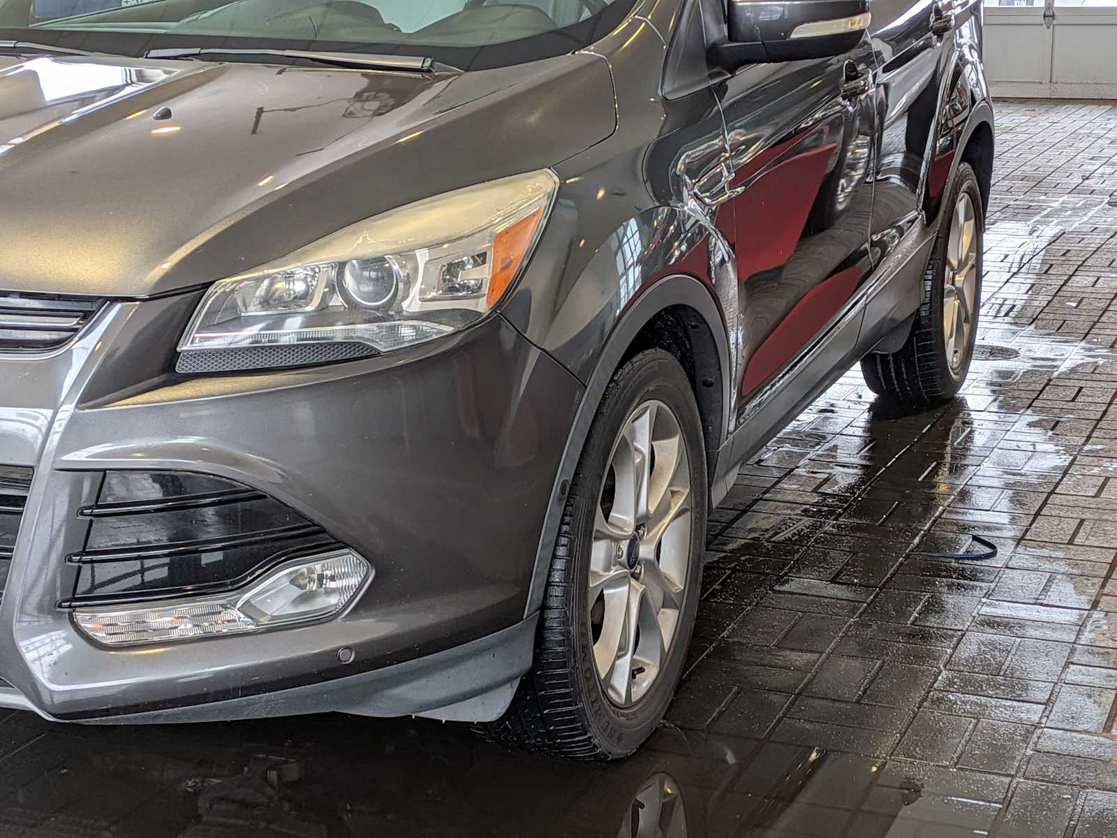 Thumbnail: 2016 Ford Escape - 10