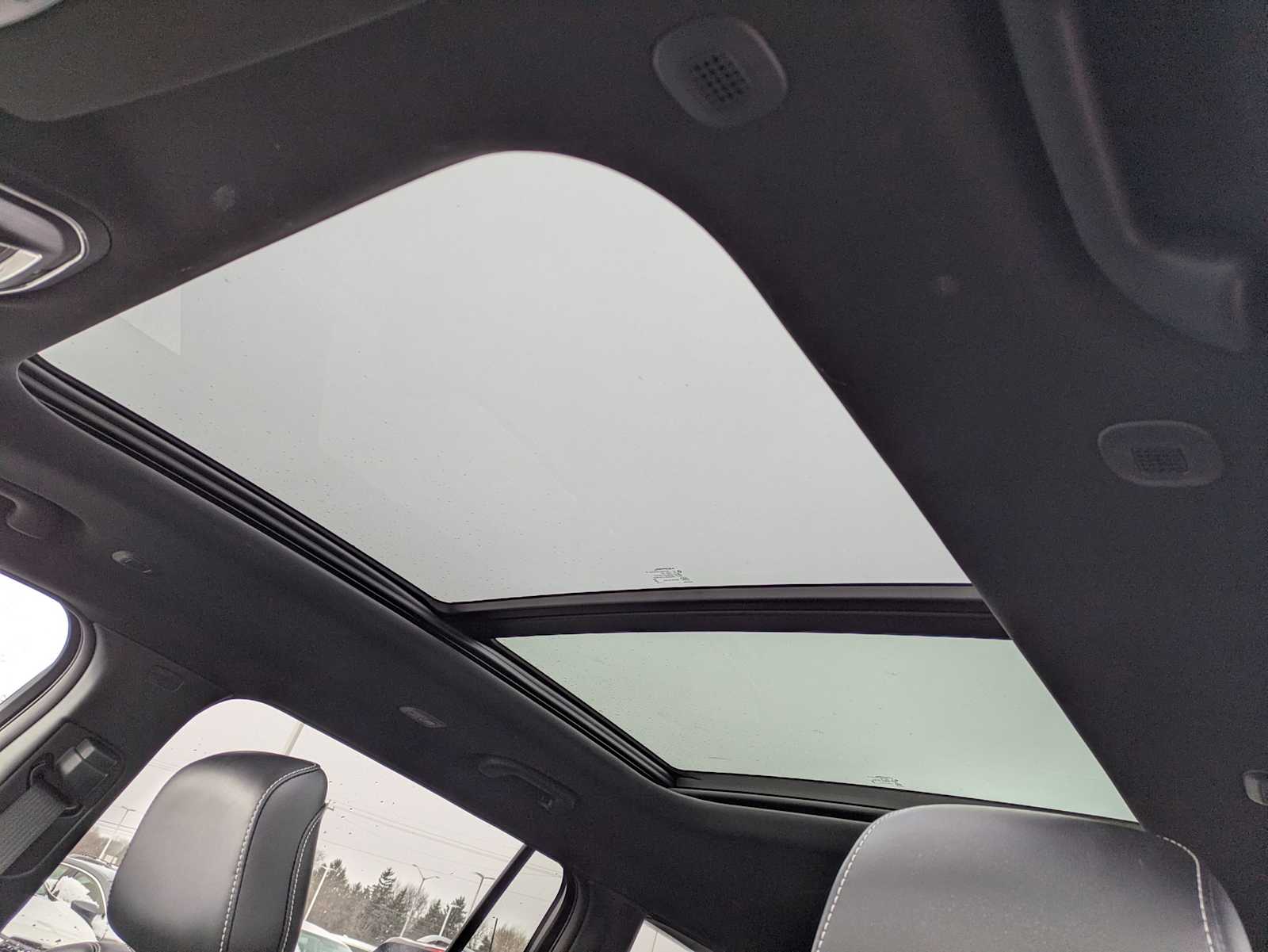 Thumbnail: 2025 Jeep Grand Cherokee L - 18