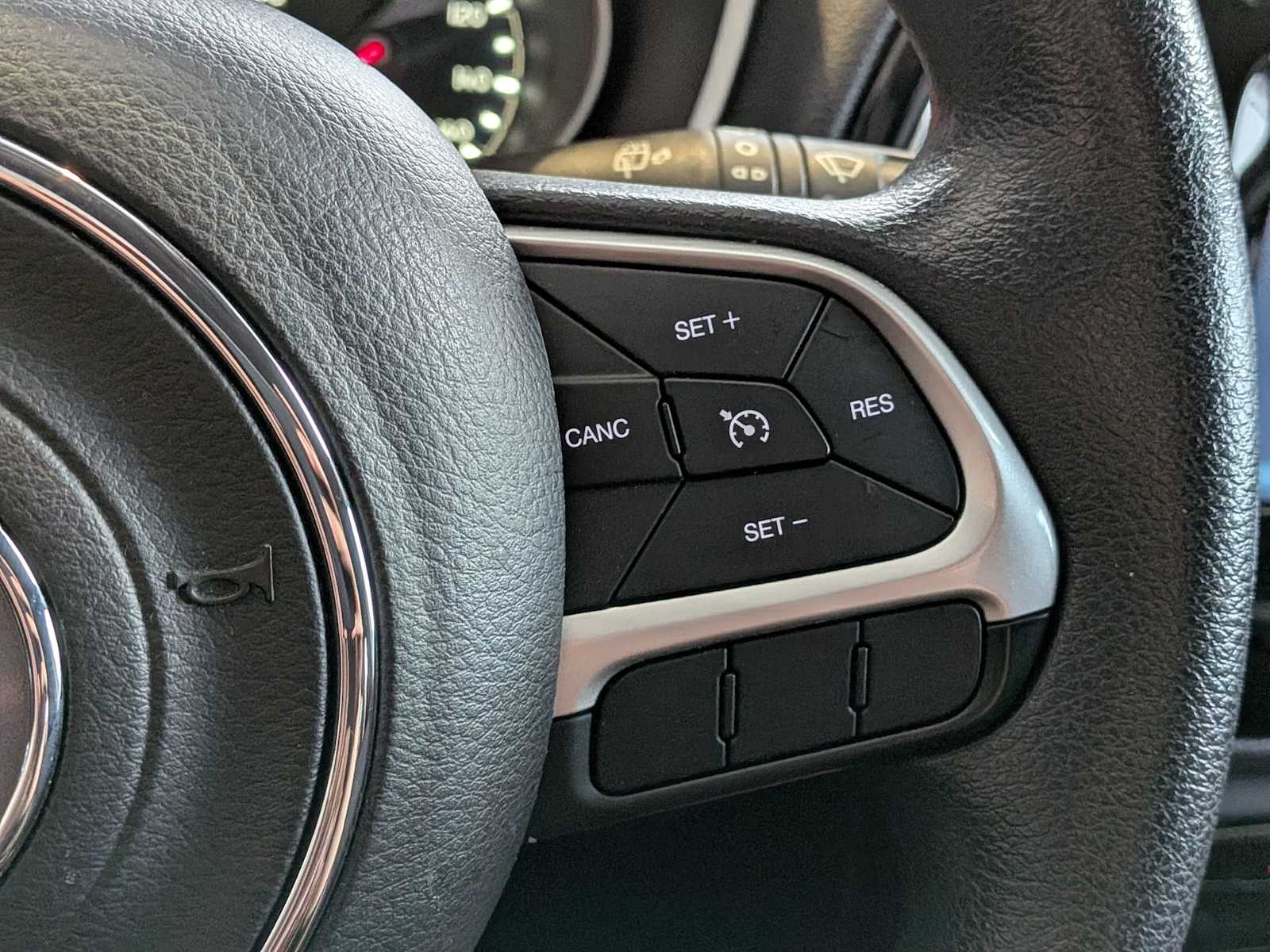 Thumbnail: 2018 Jeep Compass - 22