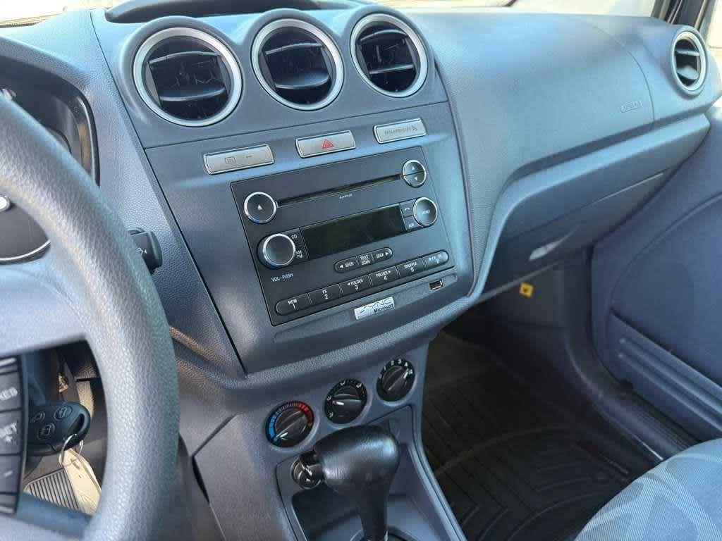 Thumbnail: 2013 Ford Transit Series - 17