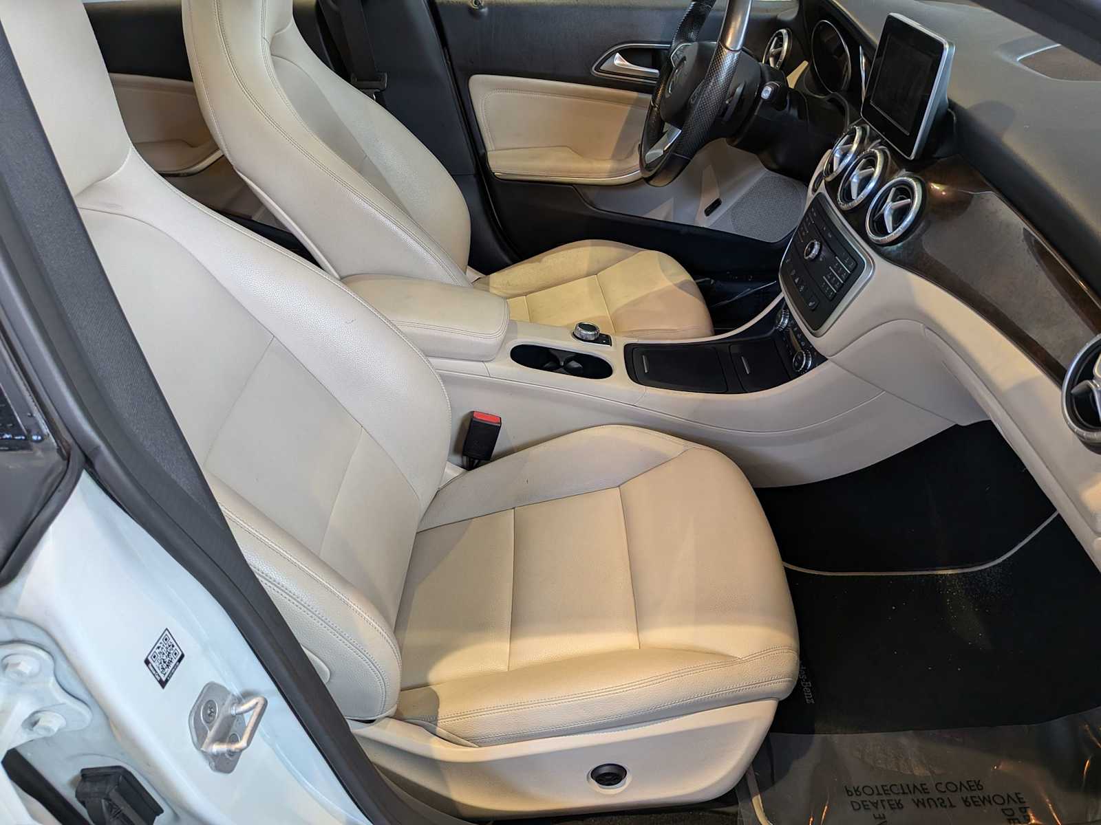 Thumbnail: 2015 Mercedes-Benz CLA - 20