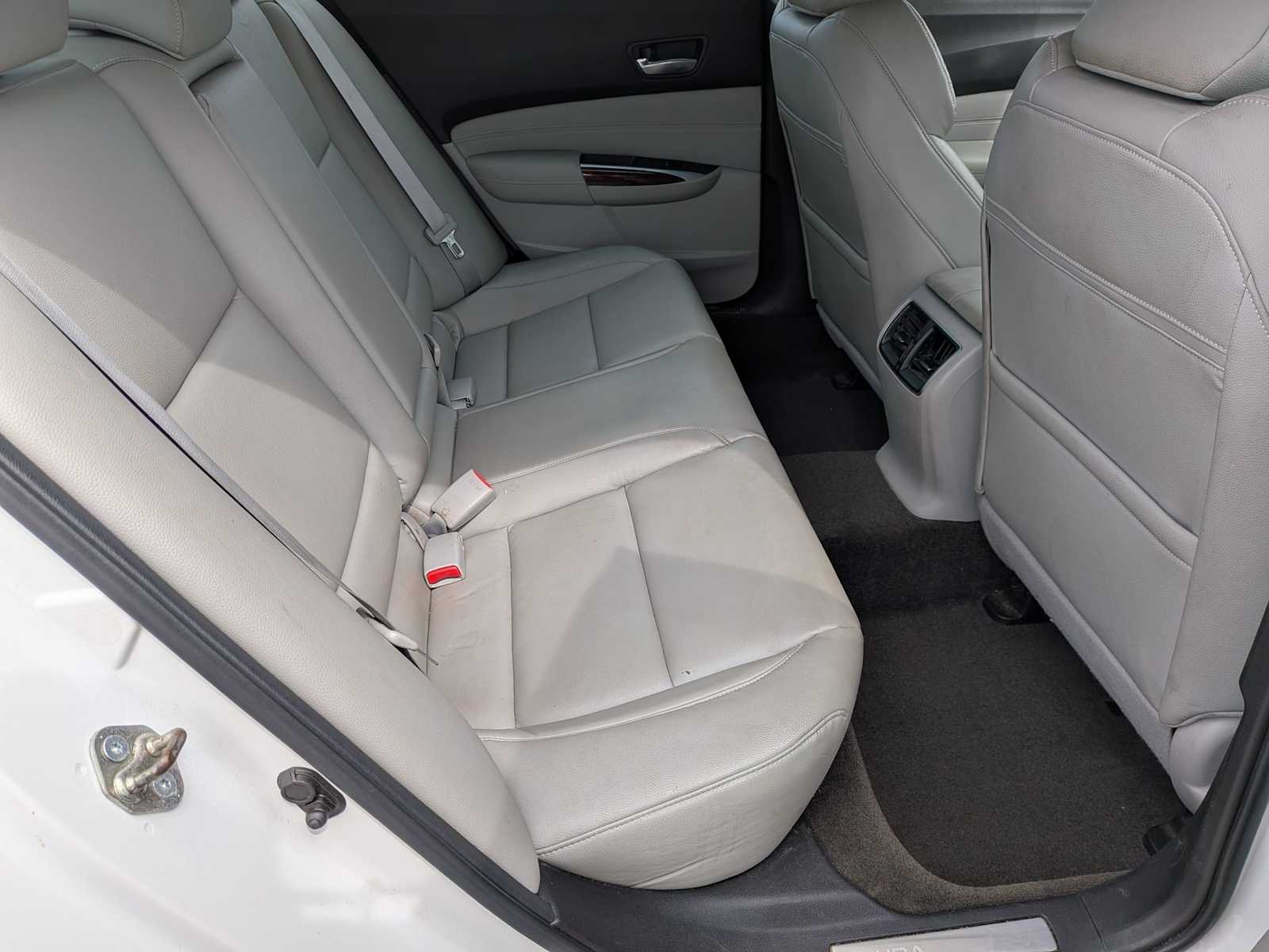 Thumbnail: 2015 Acura TLX - 20