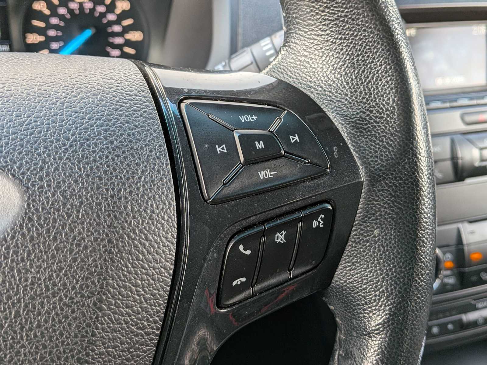 Thumbnail: 2019 Ford Explorer - 23