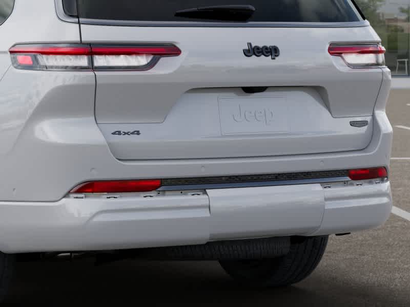 Thumbnail: 2026 Jeep Grand Cherokee L - 13