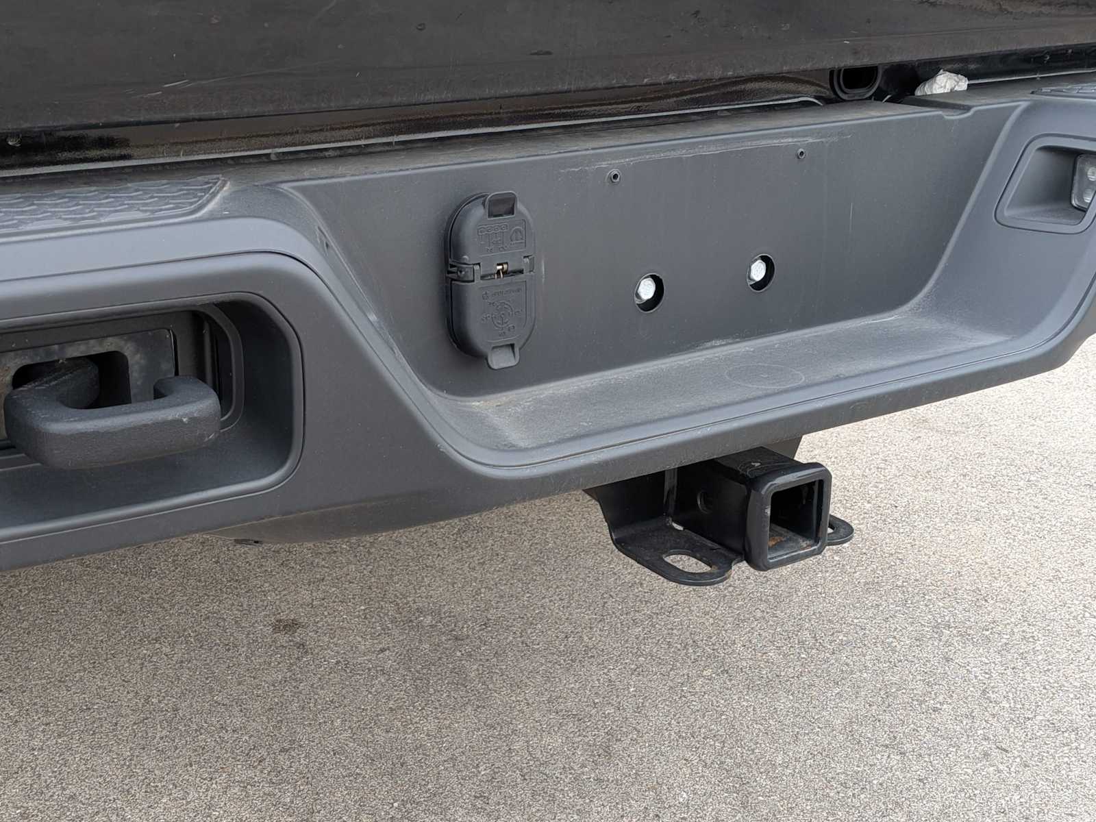 Thumbnail: 2023 Jeep Gladiator - 31