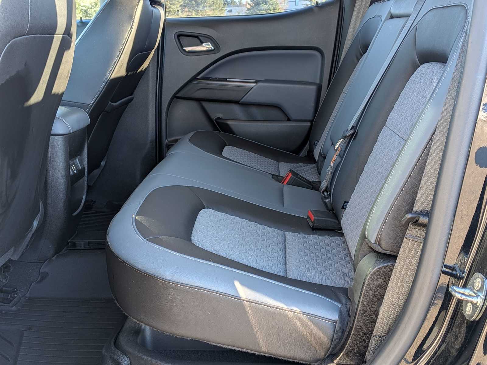 Thumbnail: 2021 Chevrolet Colorado - 16