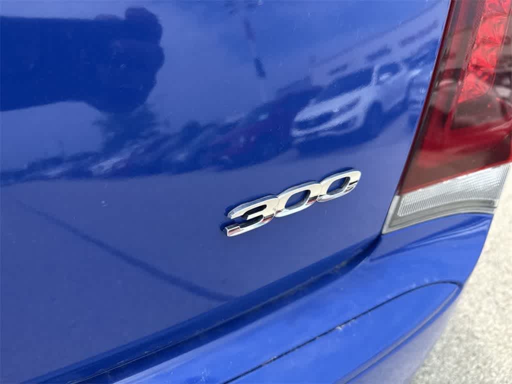 Thumbnail: 2018 Chrysler 300 - 12