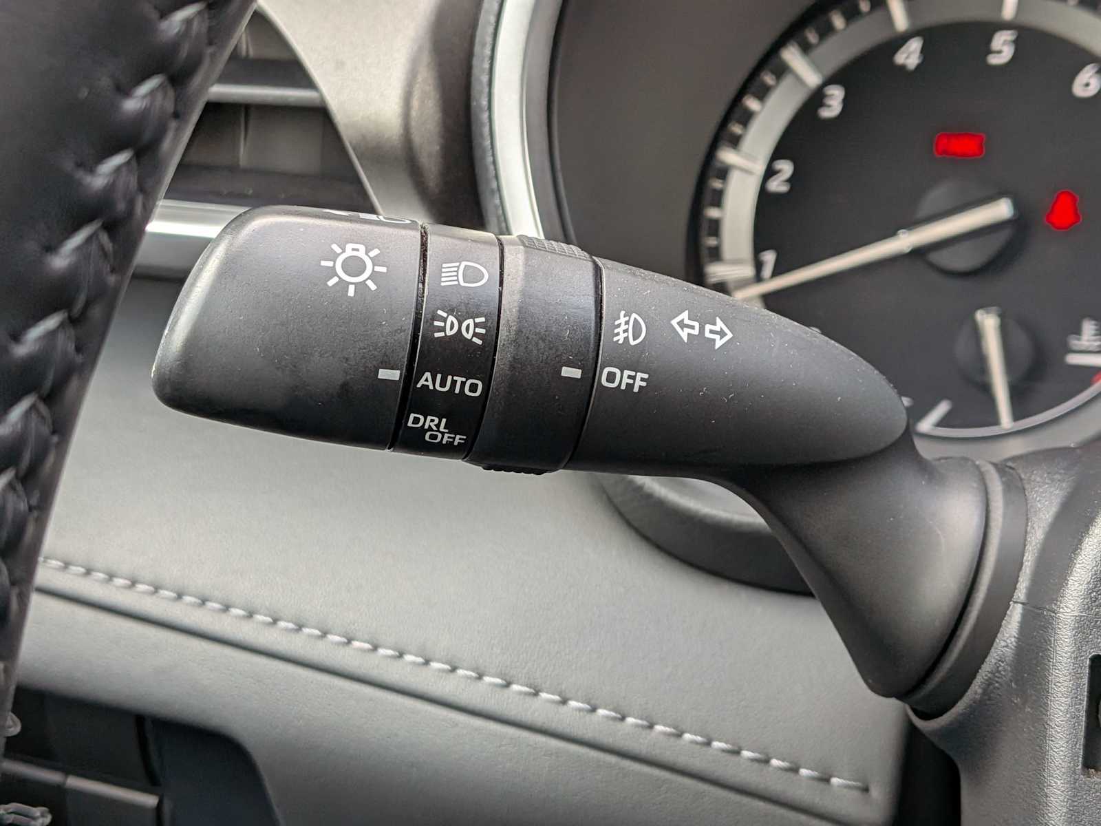 Thumbnail: 2021 Toyota Highlander - 26