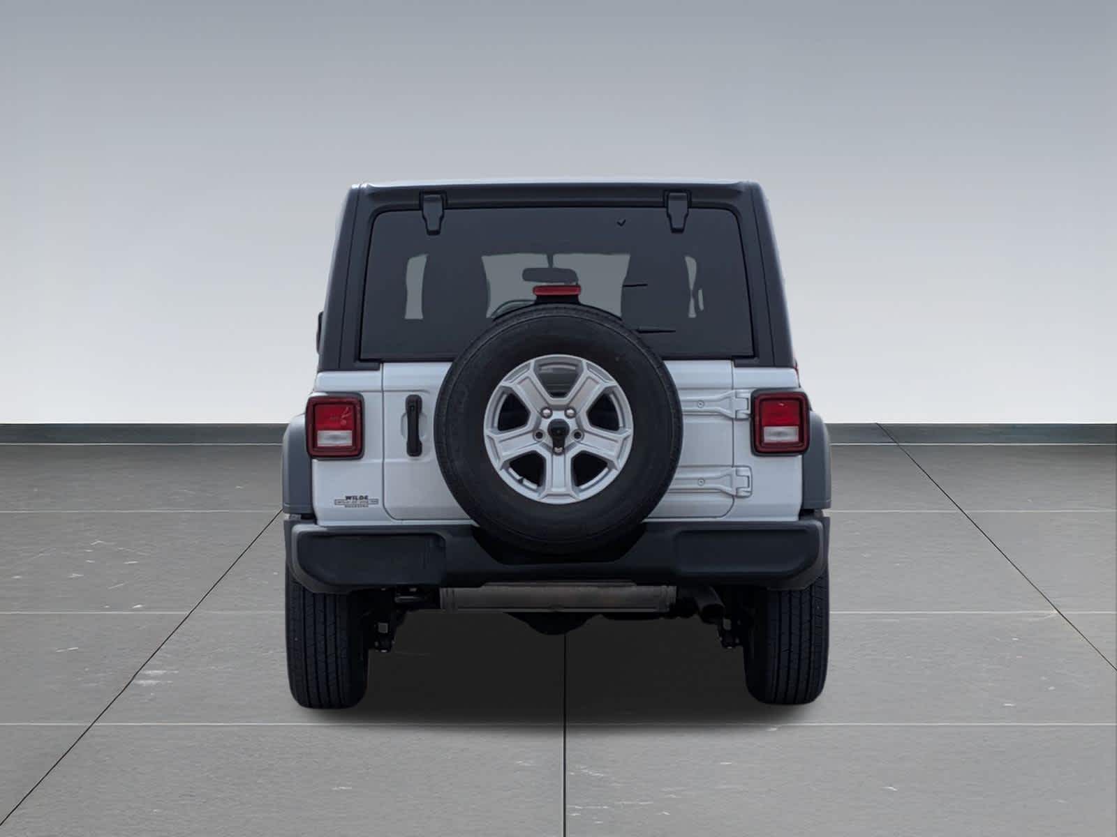 Thumbnail: 2022 Jeep Wrangler - 4