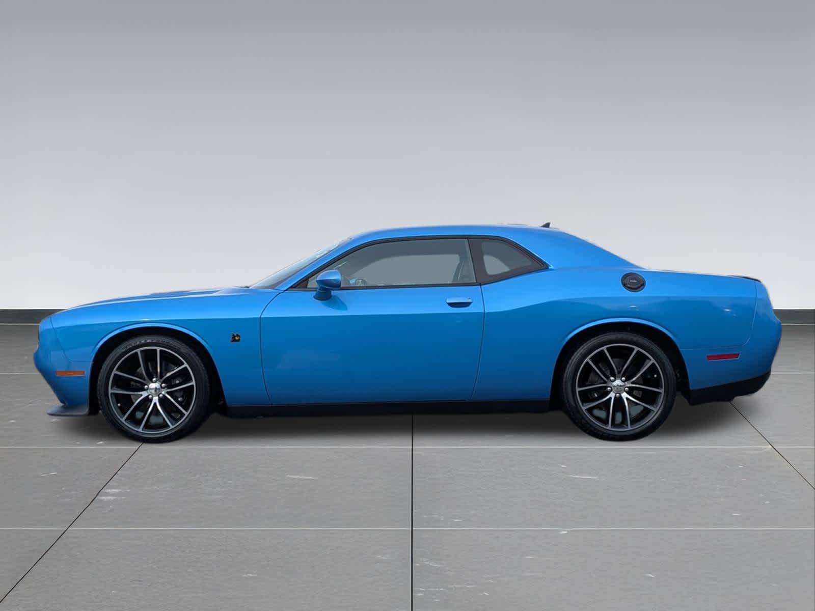 Thumbnail: 2016 Dodge Challenger - 2