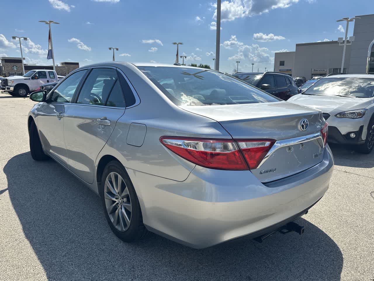 Thumbnail: 2016 Toyota Camry - 3