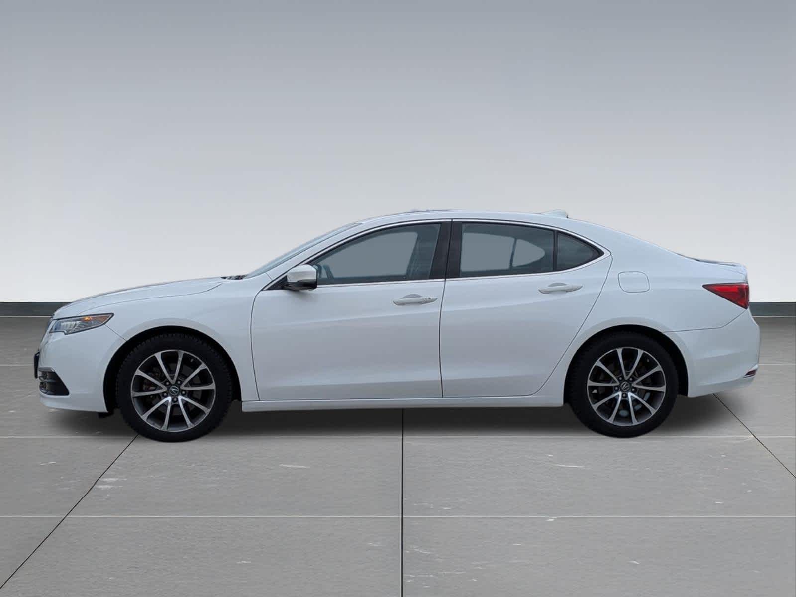 Thumbnail: 2016 Acura TLX - 3