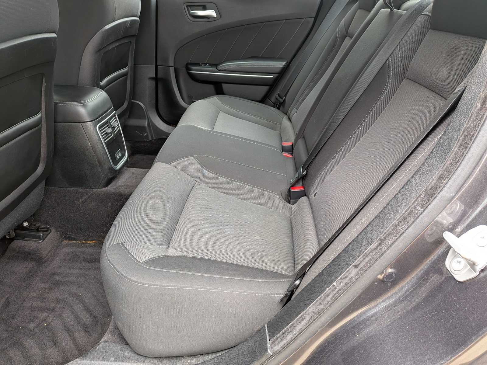 Thumbnail: 2018 Dodge Charger - 16