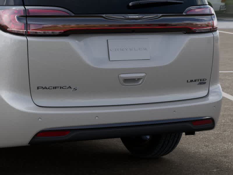 Thumbnail: 2026 Chrysler Pacifica - 13