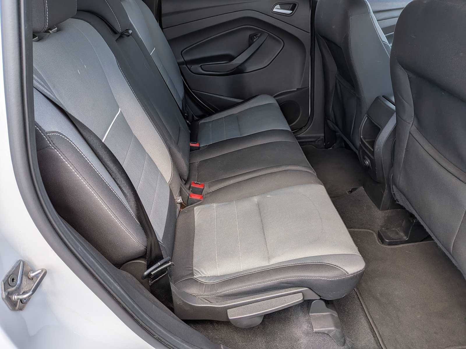 Thumbnail: 2015 Ford Escape - 18