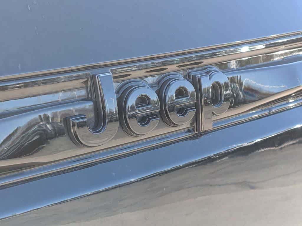 2023 Jeep Grand Cherokee Altitude - Photo 12