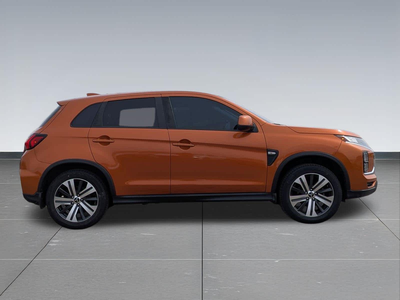 Thumbnail: 2021 Mitsubishi Outlander Sport - 6