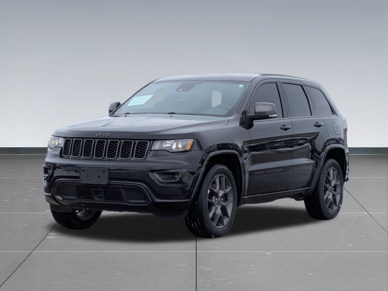 Thumbnail: 2021 Jeep Grand Cherokee - 10