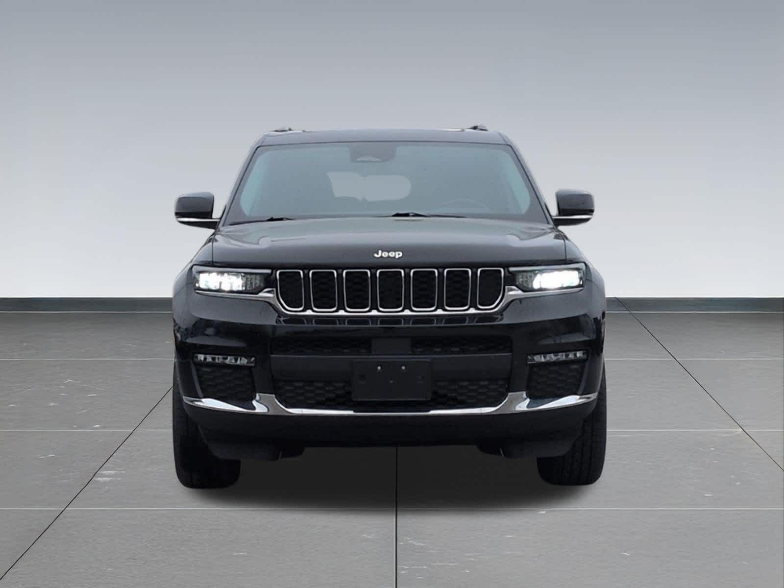 Thumbnail: 2022 Jeep Grand Cherokee - 9