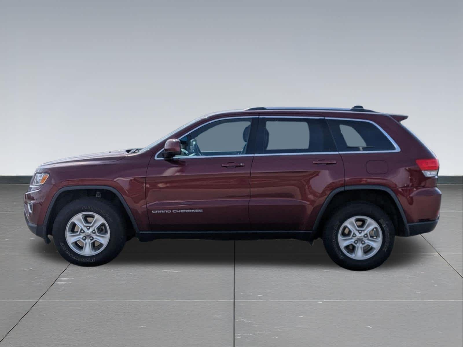 Thumbnail: 2016 Jeep Grand Cherokee - 2