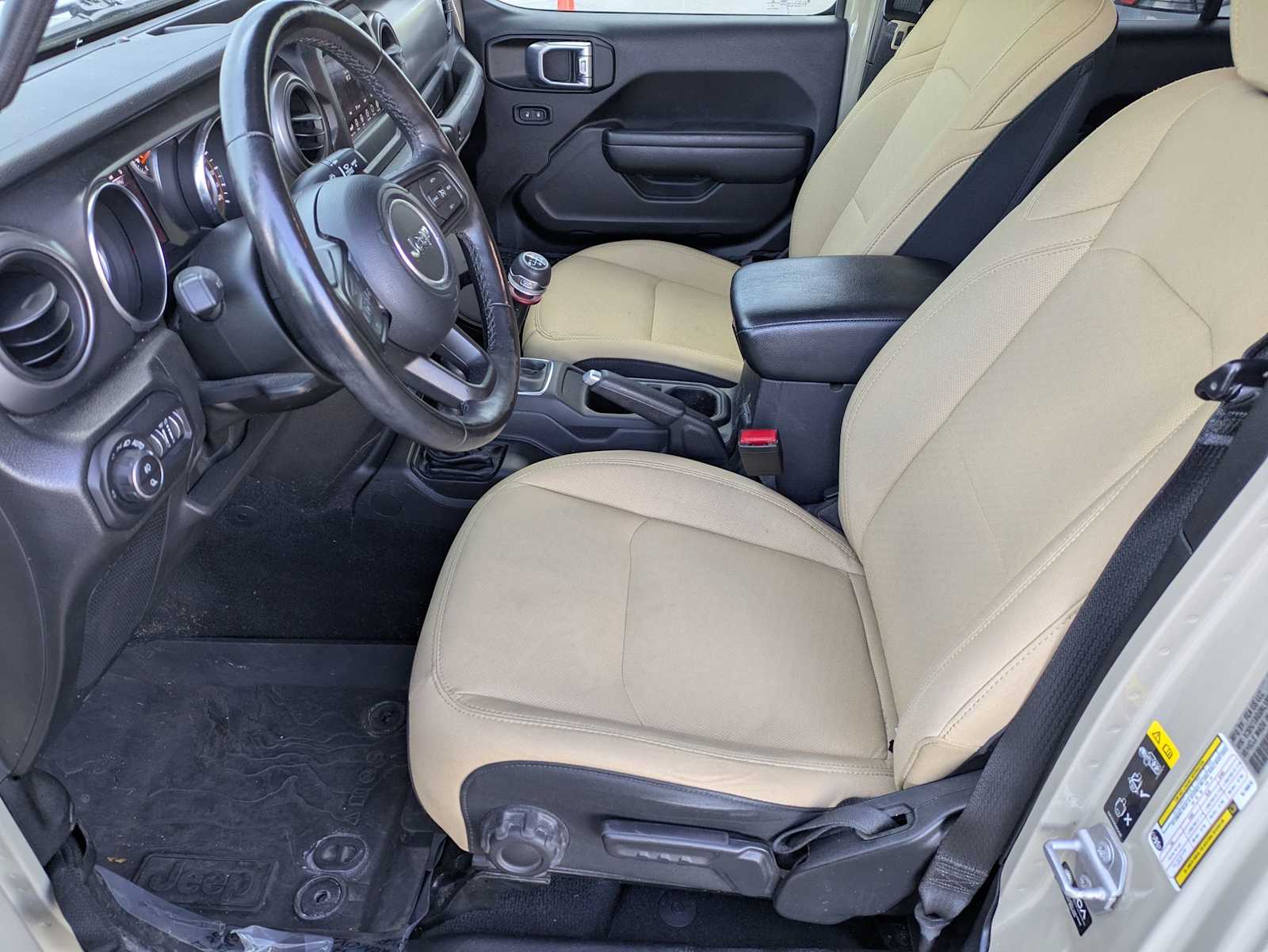 Thumbnail: 2022 Jeep Gladiator - 14