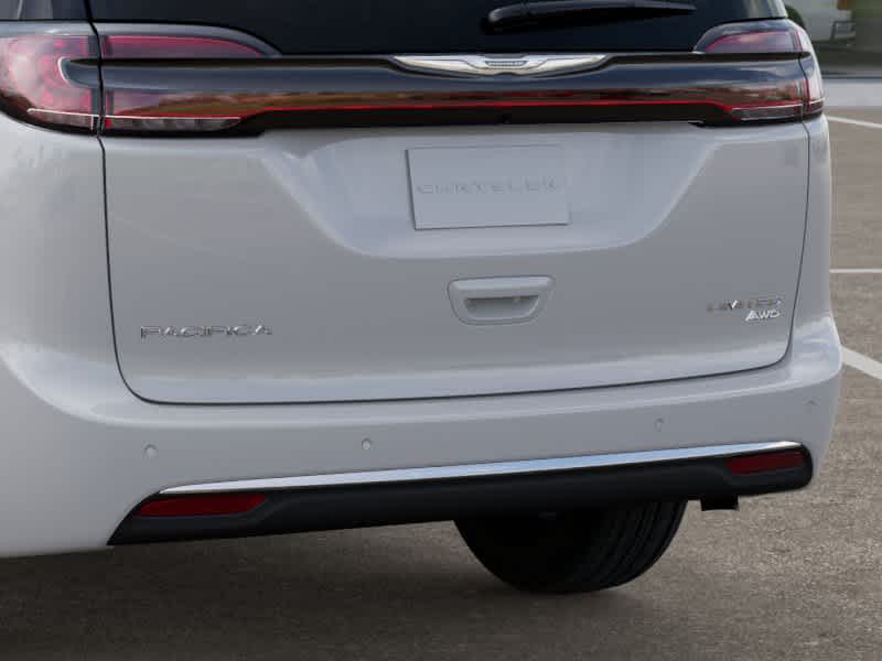 Thumbnail: 2026 Chrysler Pacifica - 13