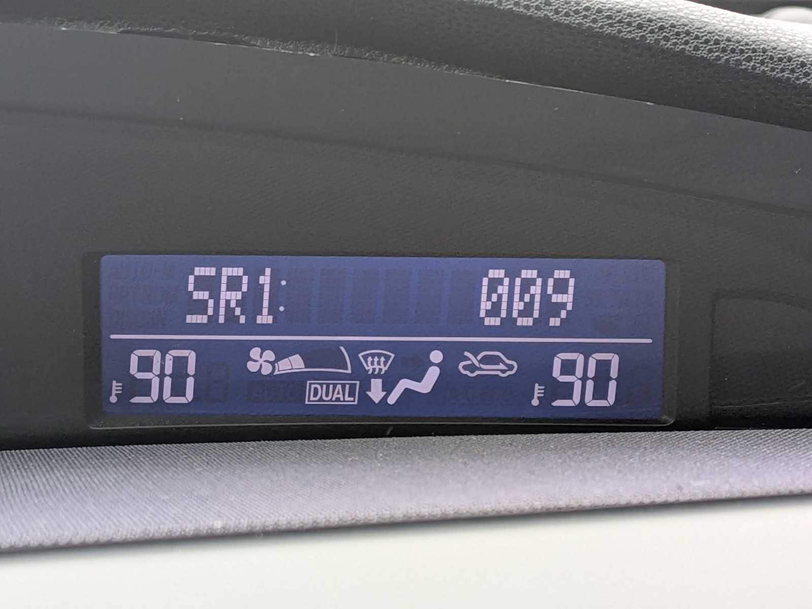 Thumbnail: 2012 Mazda Mazda3 - 24