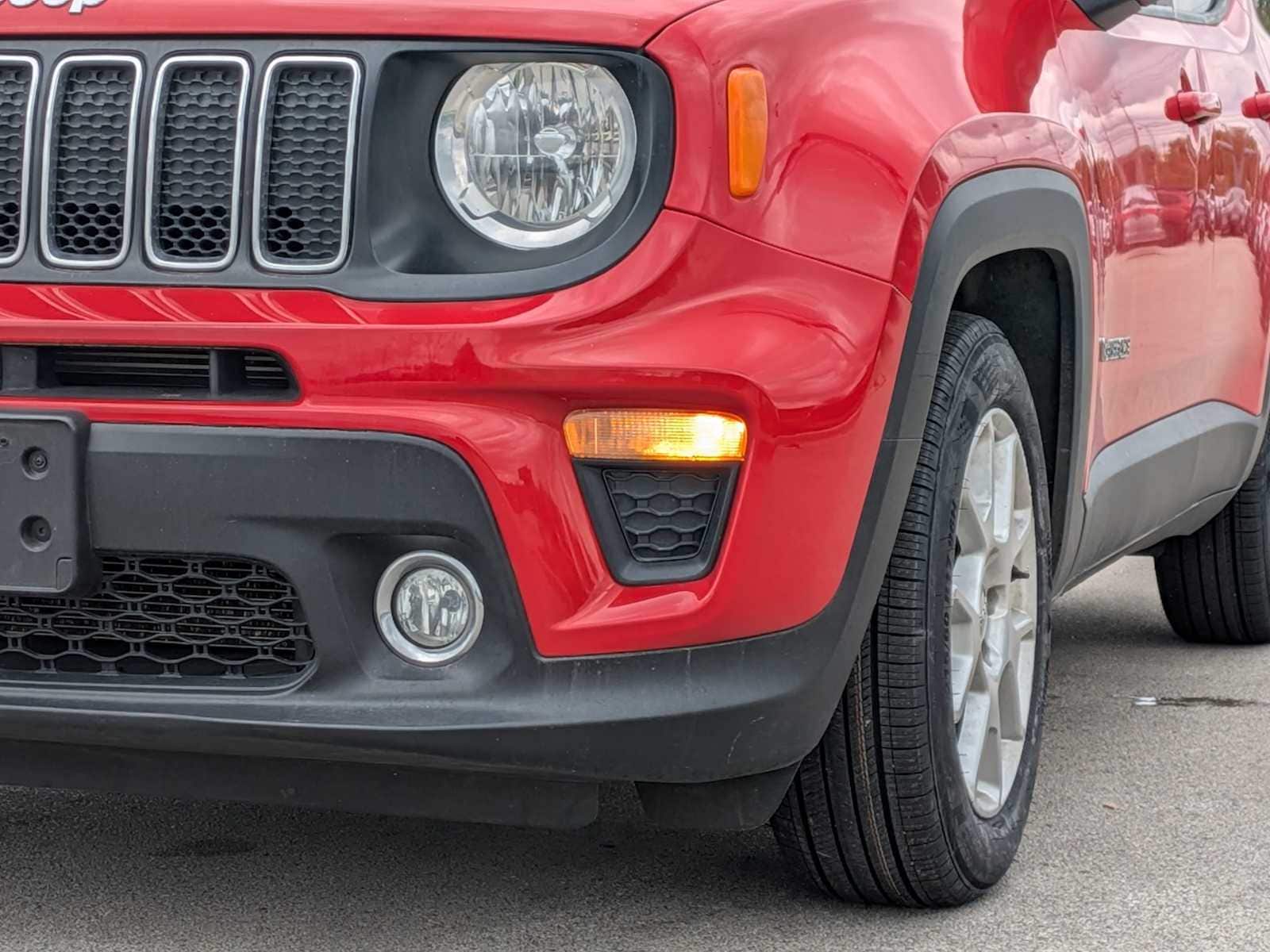 Thumbnail: 2020 Jeep Renegade - 11