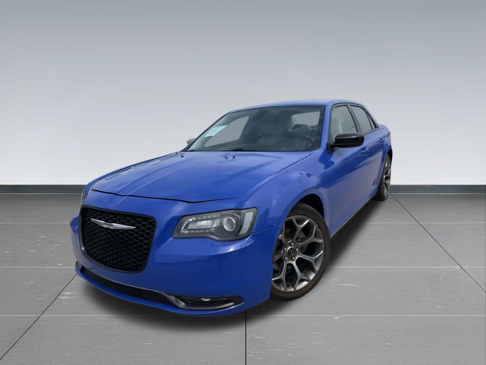 2018 Chrysler 300 Touring -
                  Waukesha, WI