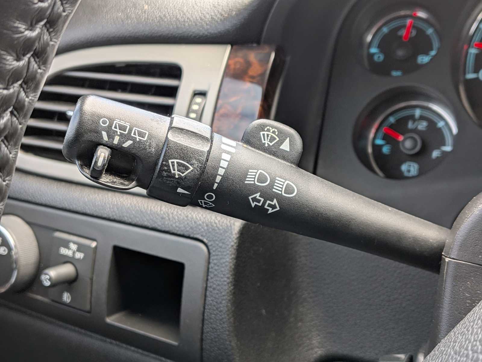 Thumbnail: 2014 GMC Yukon XL - 26