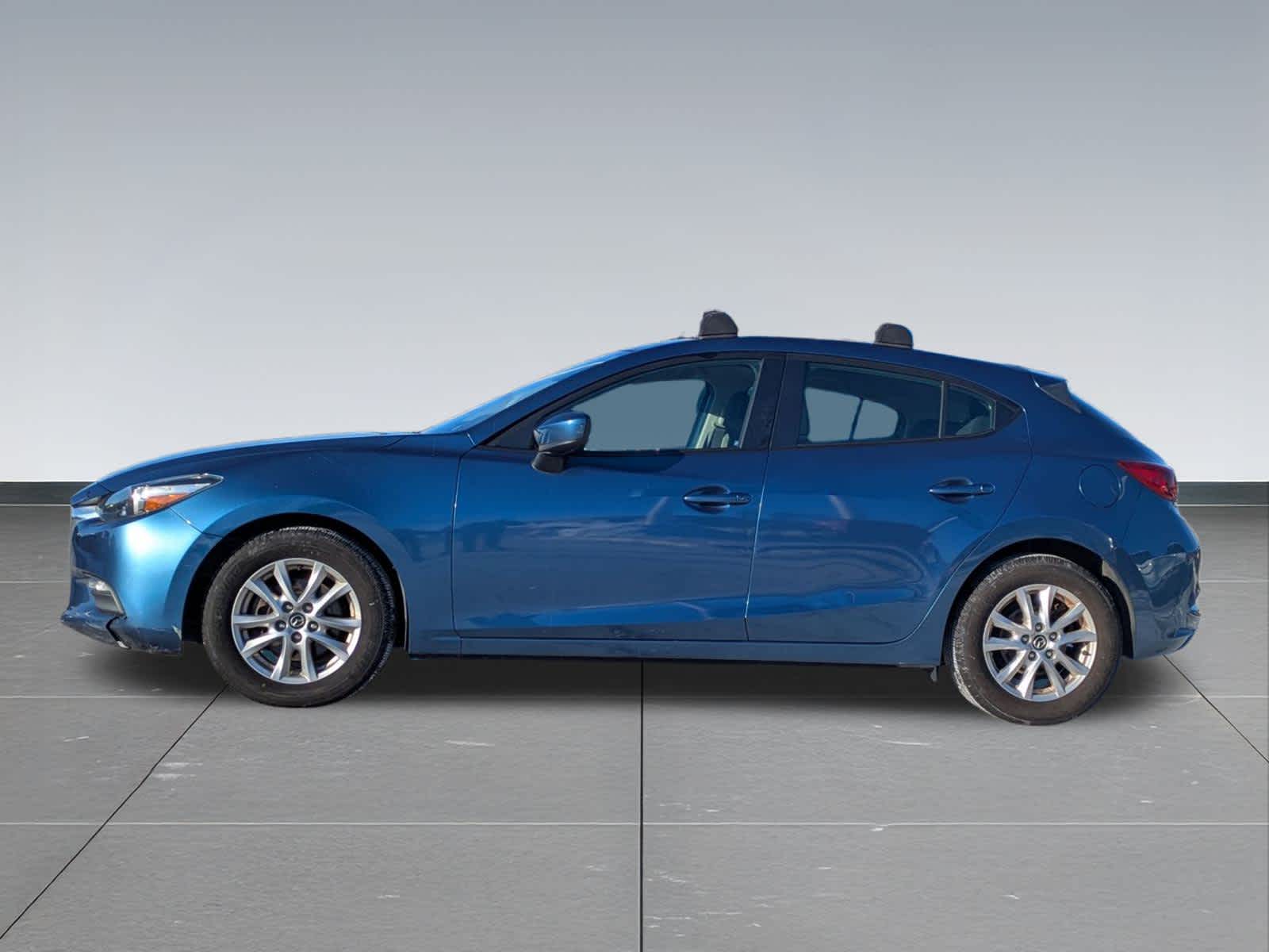 Thumbnail: 2018 Mazda Mazda3 - 3