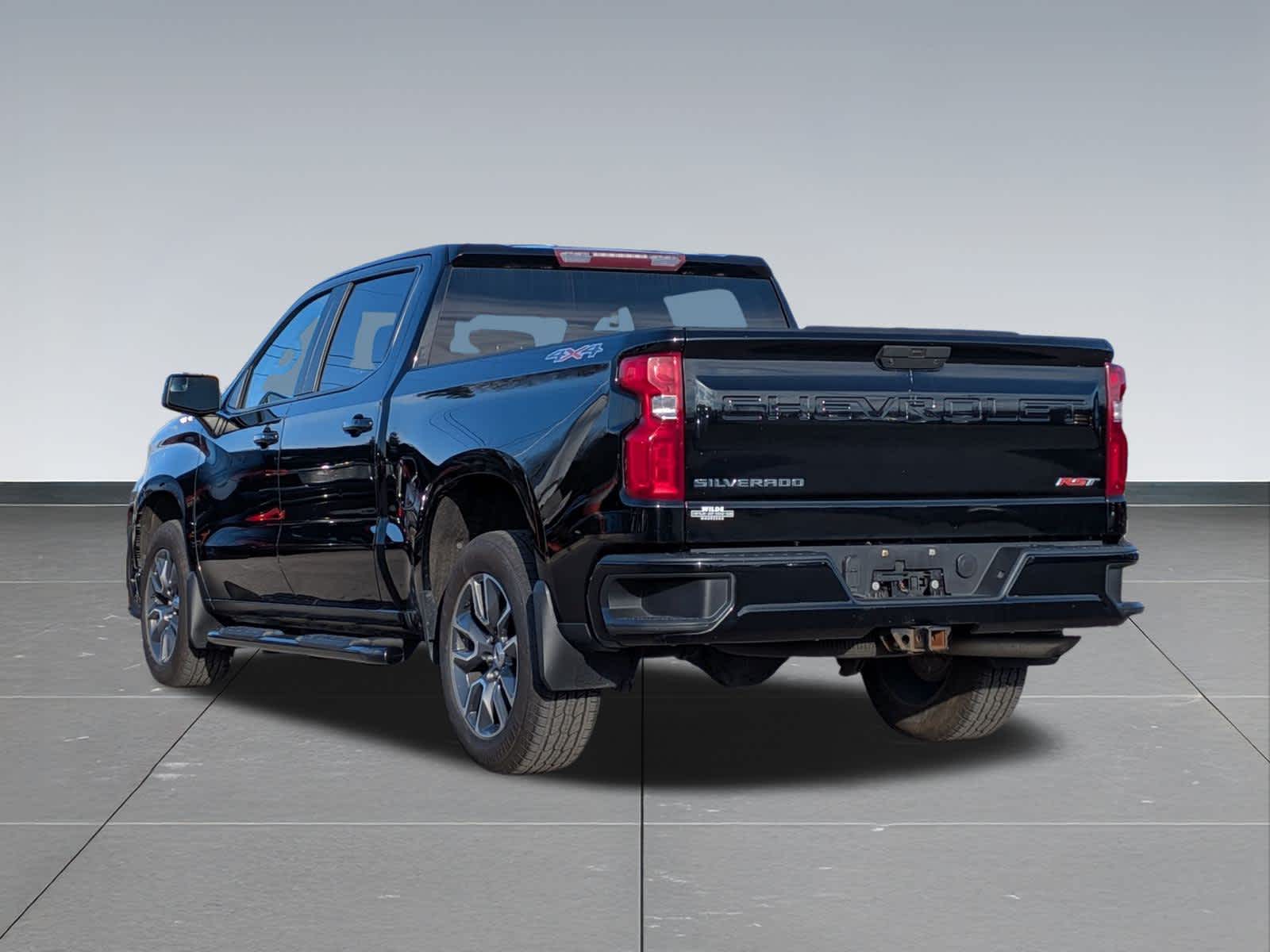 Thumbnail: 2020 Chevrolet Silverado 1500 - 4